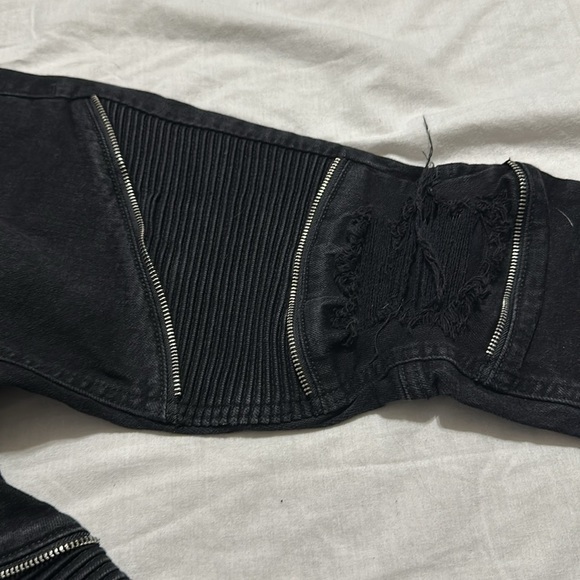 Pacsun Mens Black Distressed Skinny Zipper Jeans Size 28x30 - Picture 4 of 6